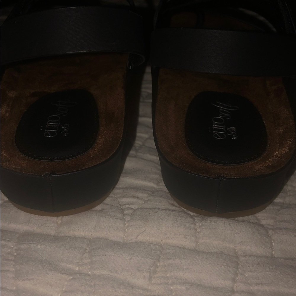 Eurosoft Gianetta Women's Black Slingback Thong Sandals US 9M Adjustable Straps - Picture 3 of 10